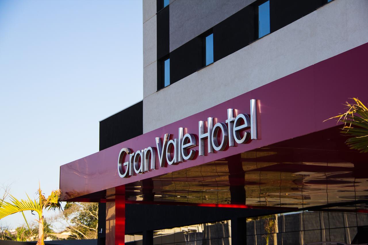 Summit Suites Hotel Cacapava Luaran gambar