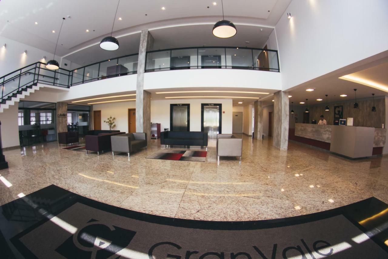 Summit Suites Hotel Cacapava Luaran gambar